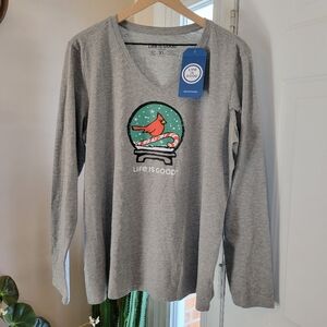 NEW Life Is Good Crusher Tee Cardinal Winter Seasonal Printed, Size Womens XL